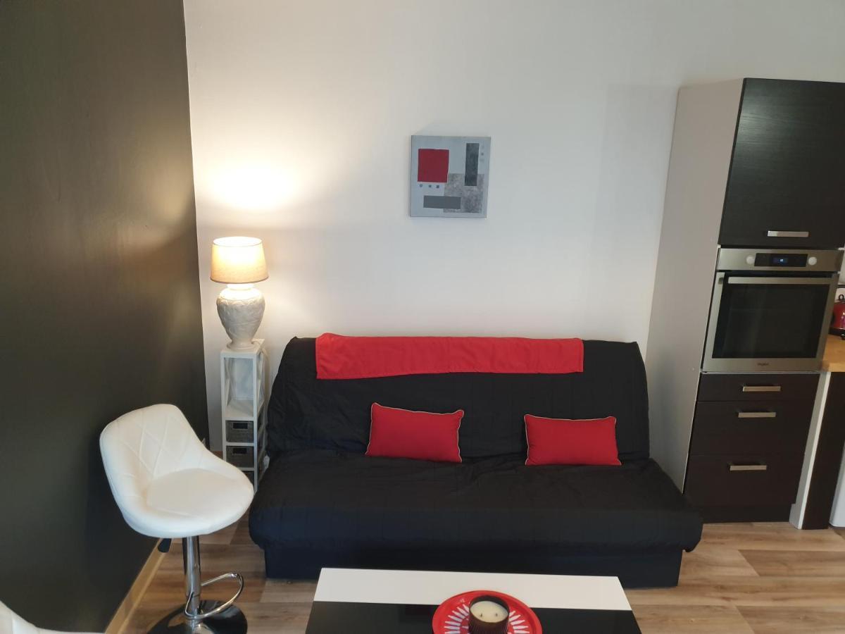 Becker Apartment Dinan Bagian luar foto